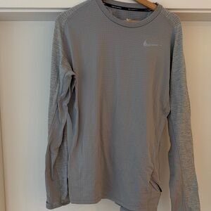 Nike Men's Heather Gray Long Sleeve Running Tee